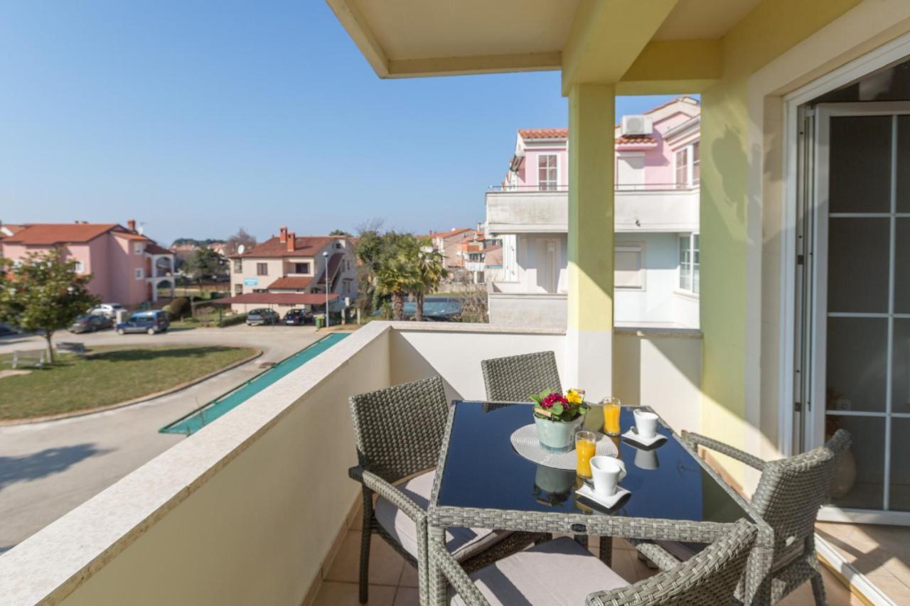 Marisol Premium - Fusslaeufig Zum Meer Funtana Exterior foto